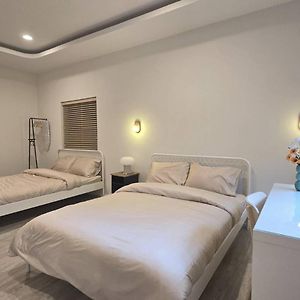 Wang Lang Hostel